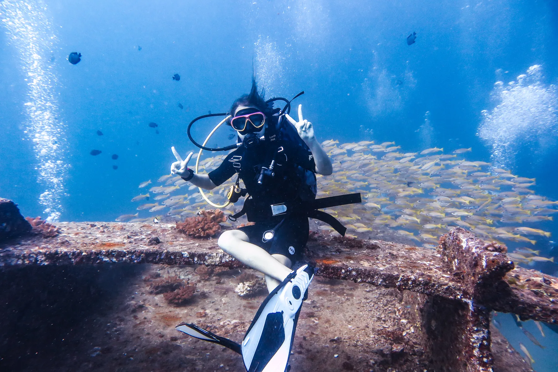 Ученица Thai Dive во время практики в открытой воде